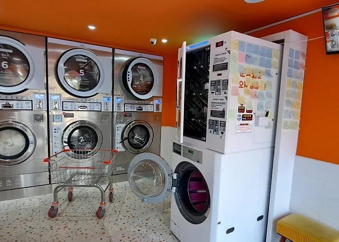 Apartamento 2 Daebang Station Yeouido Hangang Park Nodeul Island Seúl