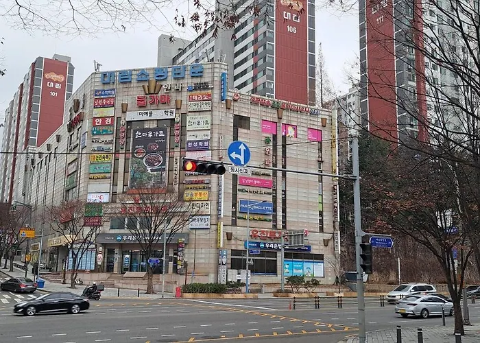 Apartamento 2 Daebang Station Yeouido Hangang Park Nodeul Island *